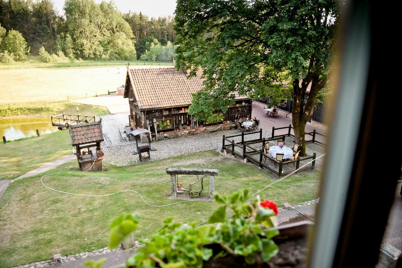 Senasis Rambynas Otel Lumpenai Dış mekan fotoğraf